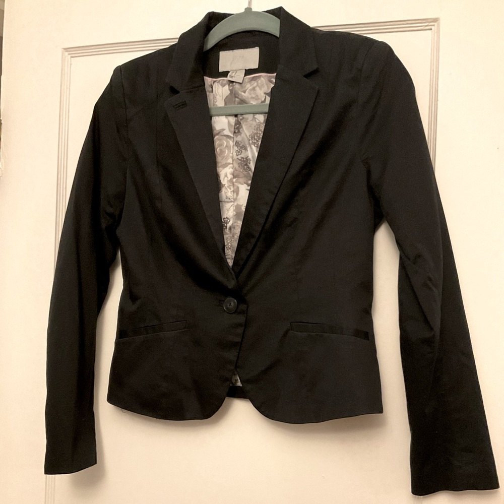 Black Women's Single-Button Blazer Jacket